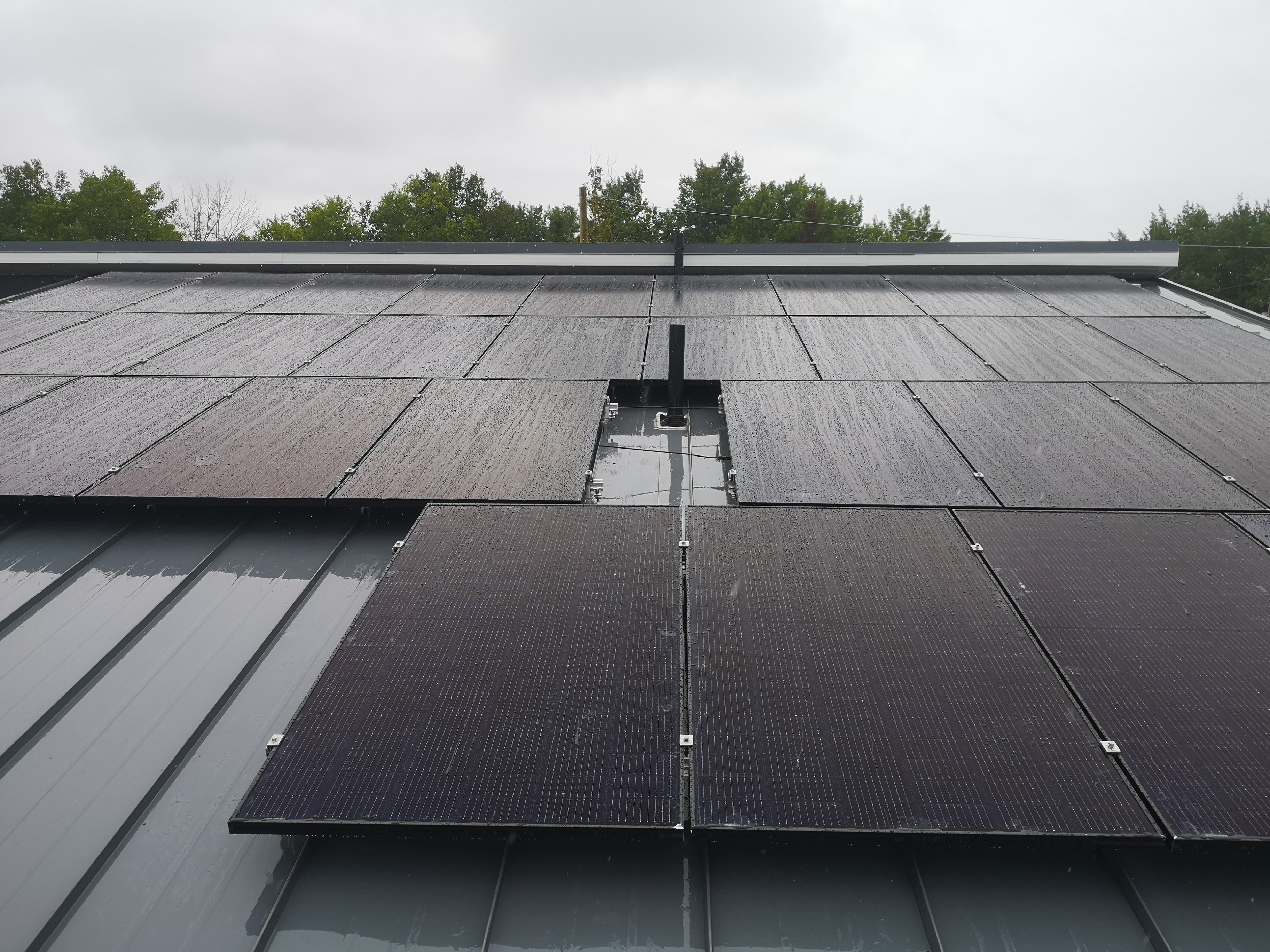 Pikangikum First Nation — Safe House Solar